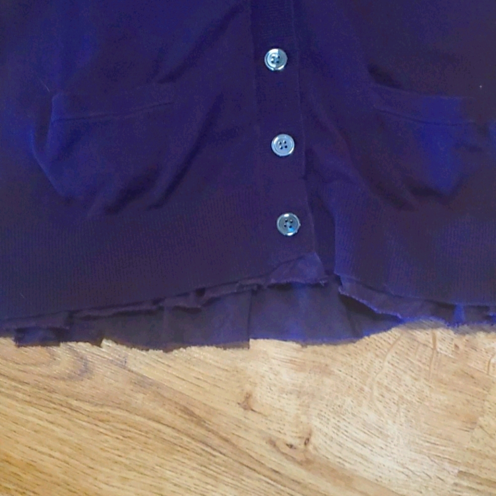 PLUM COLORED GAP CARDIGAN WITH RUFFLE DETAIL